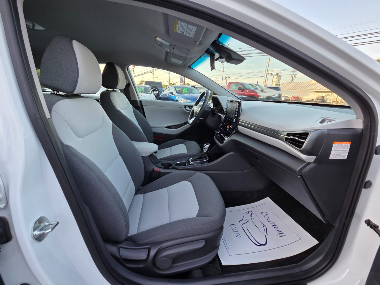Hyundai Ioniq Hybrid Blue Hatchback 2020
