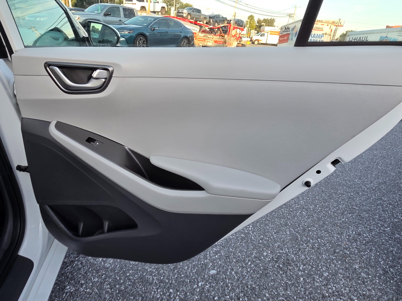 Hyundai Ioniq Hybrid Blue Hatchback 2020