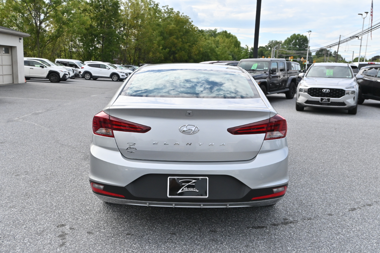 Hyundai Elantra SE 2020