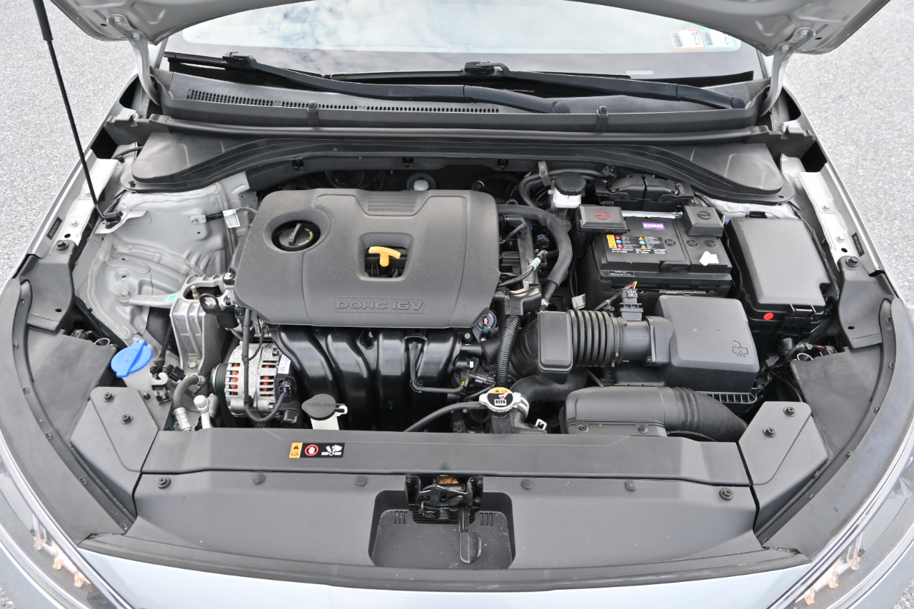 Hyundai Elantra SE 2020