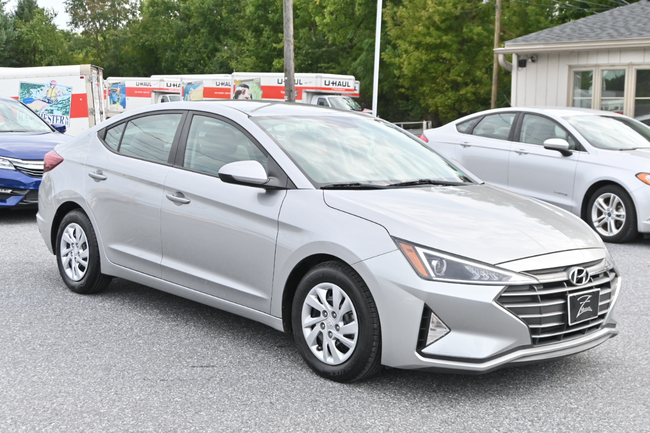 Hyundai Elantra SE 2020