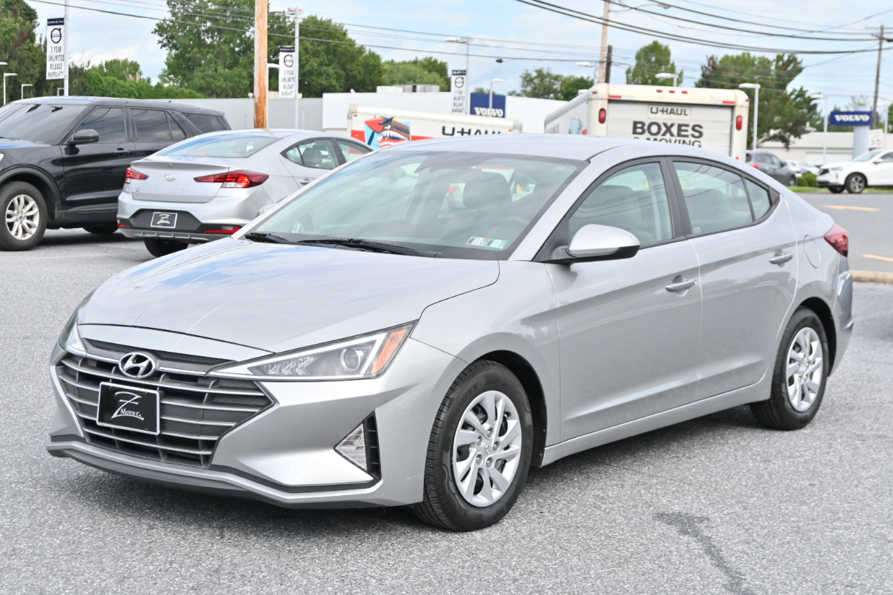Hyundai Elantra SE 2020
