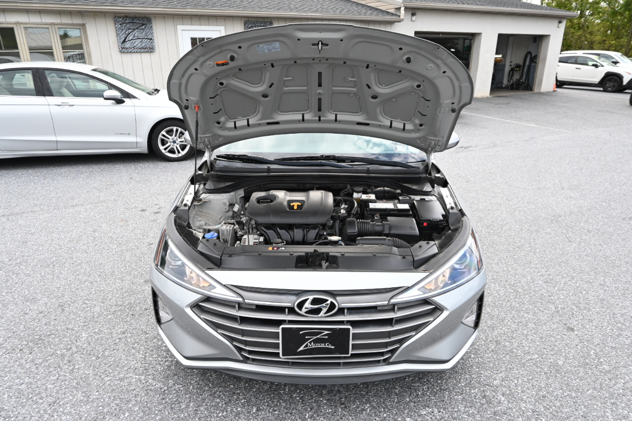 Hyundai Elantra SE 2020