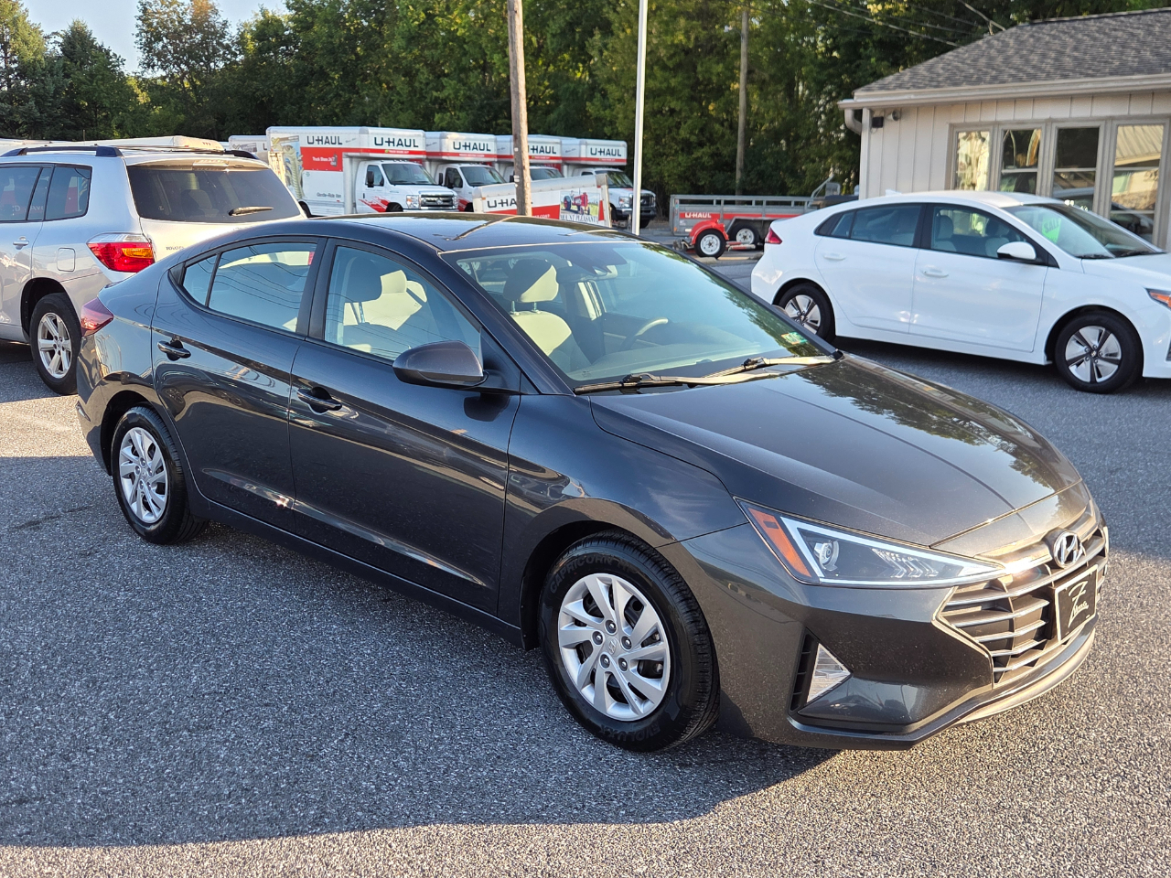 Hyundai Elantra SE 2020