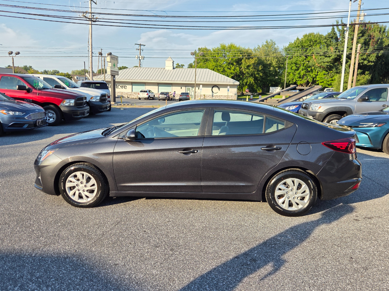 Hyundai Elantra SE 2020