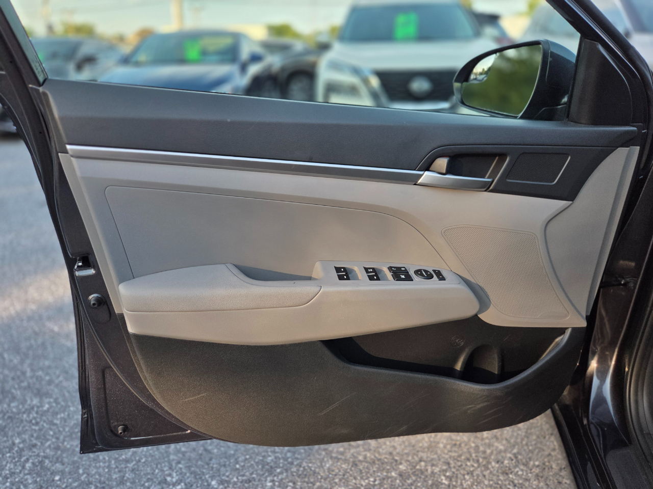 Hyundai Elantra SE 2020