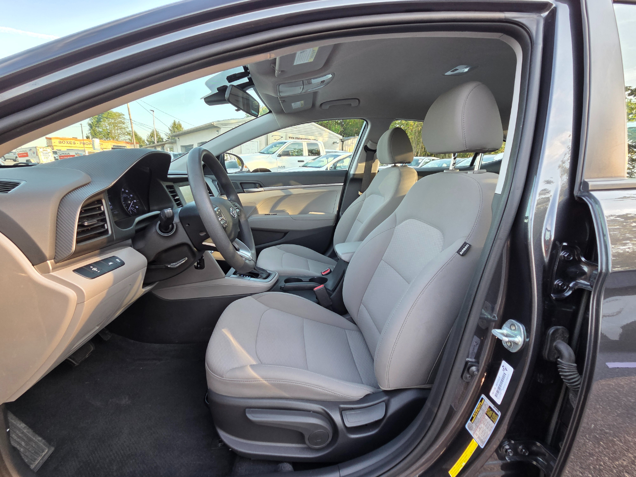 Hyundai Elantra SE 2020