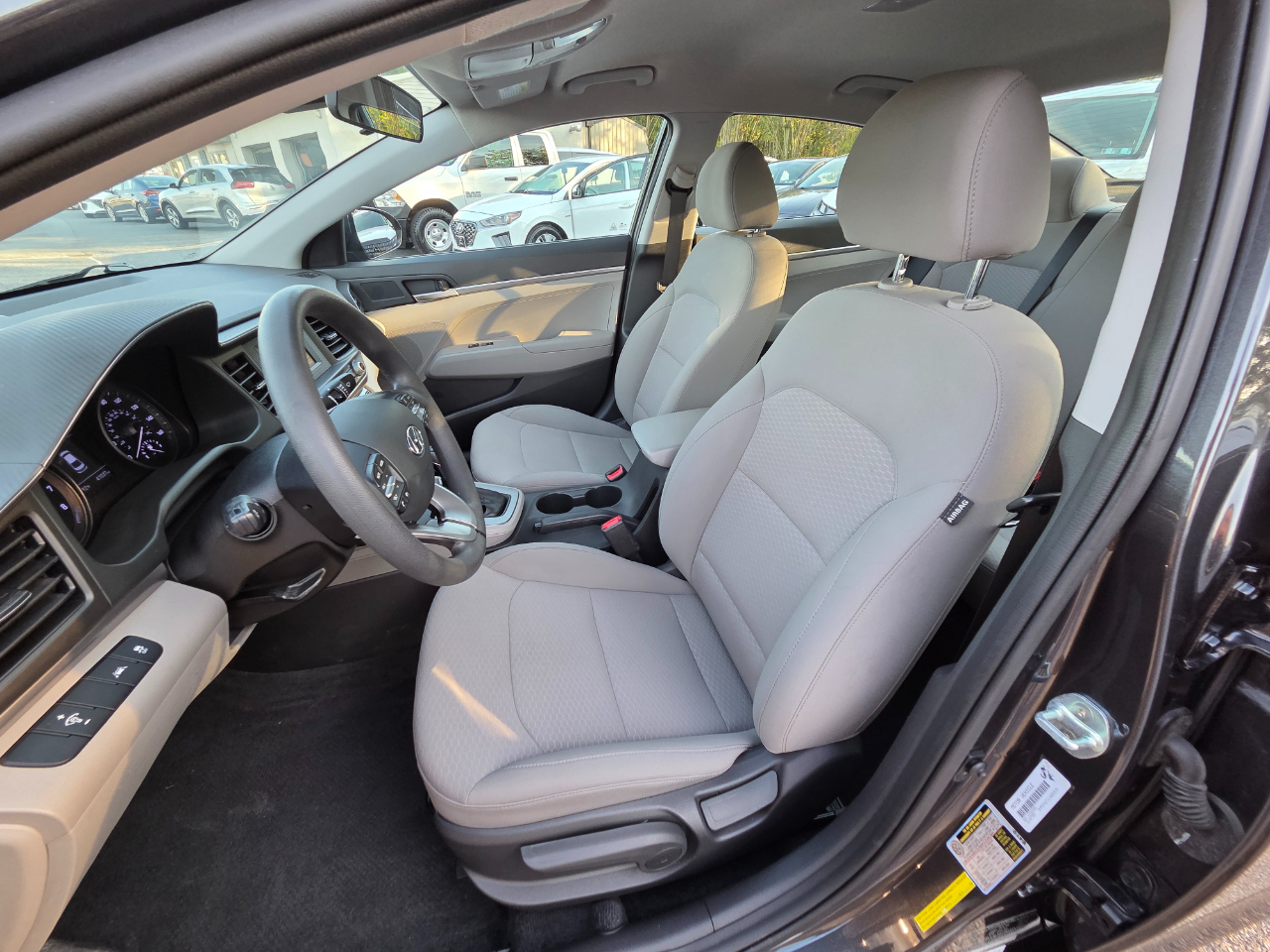 Hyundai Elantra SE 2020