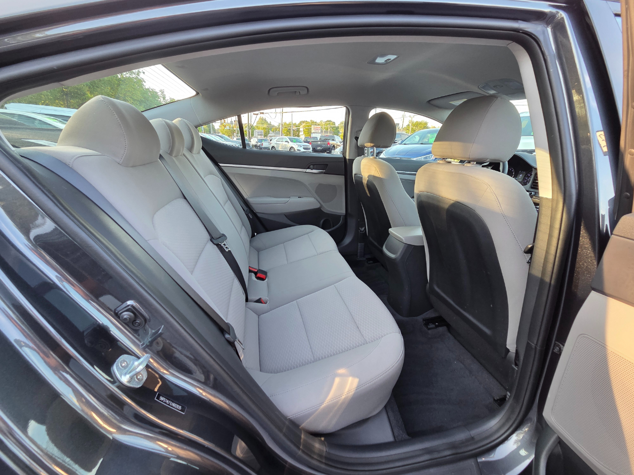 Hyundai Elantra SE 2020