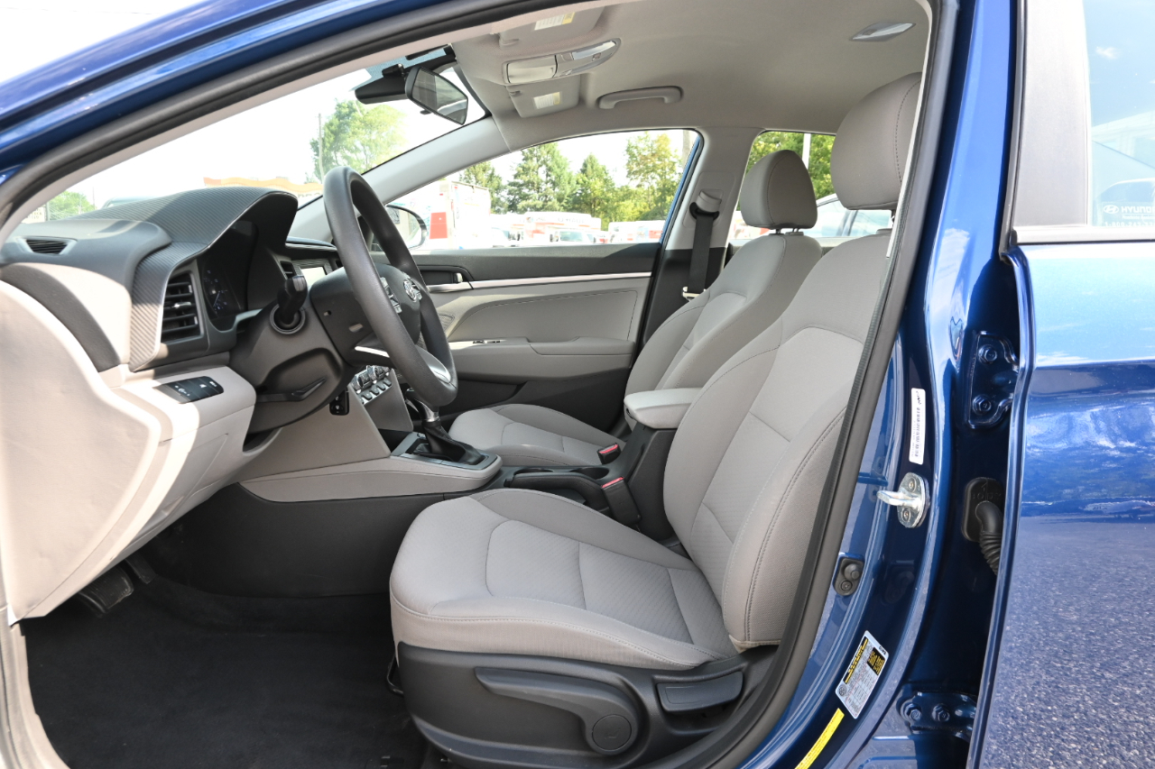 Hyundai Elantra SE 2020