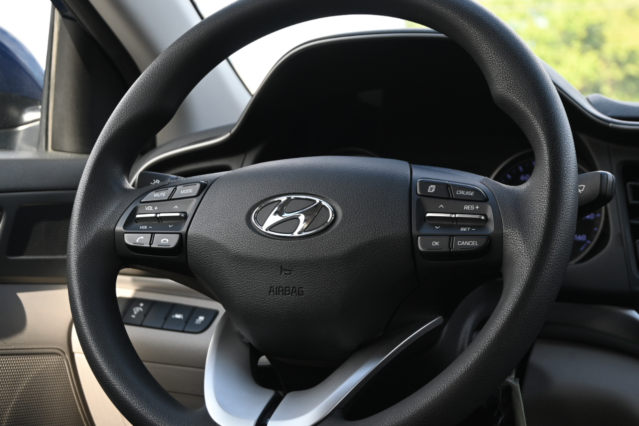 Hyundai Elantra SE 2020