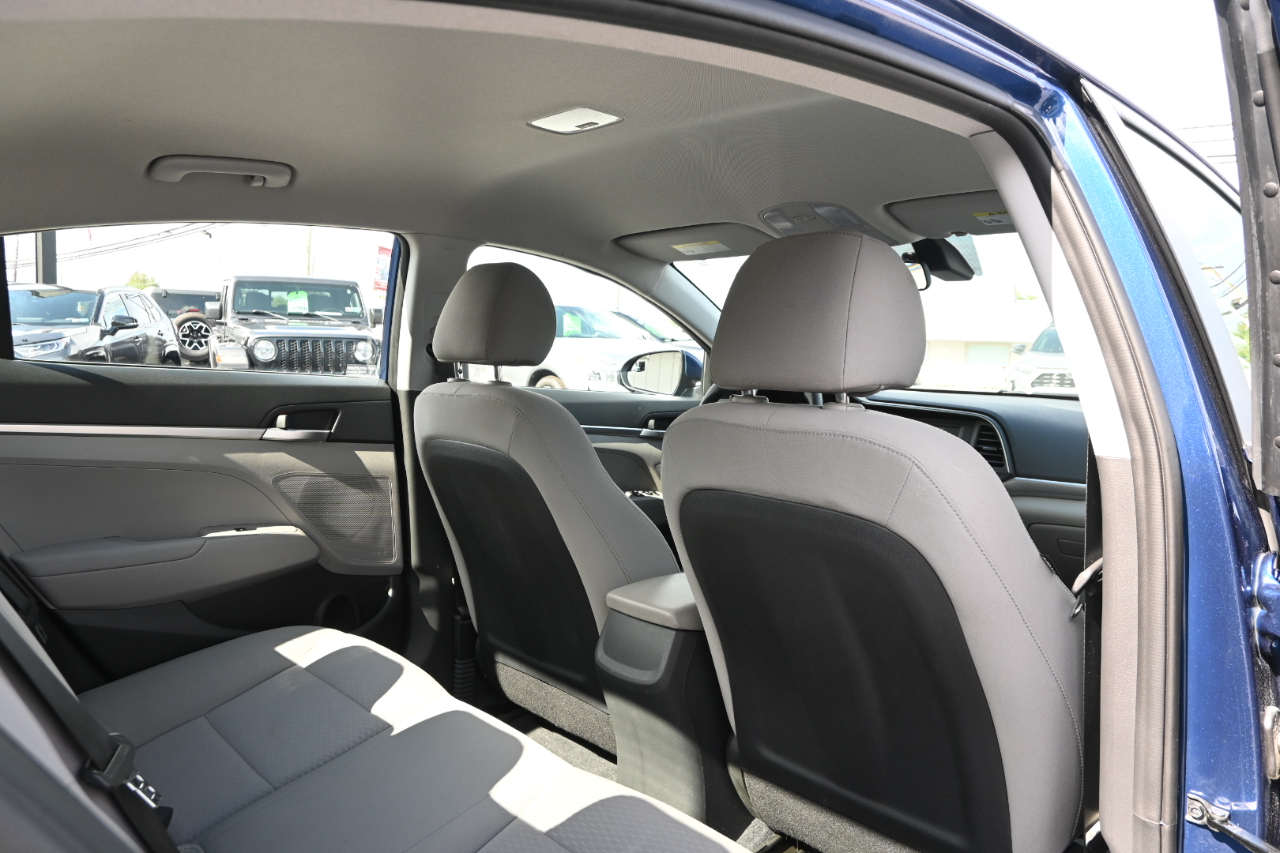 Hyundai Elantra SE 2020