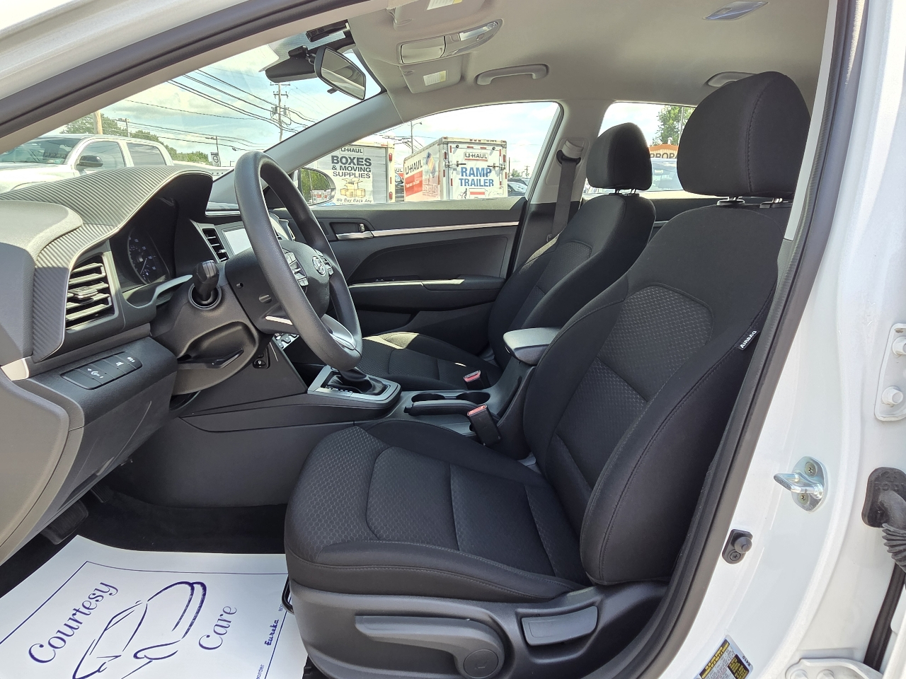 Hyundai Elantra SE 2020