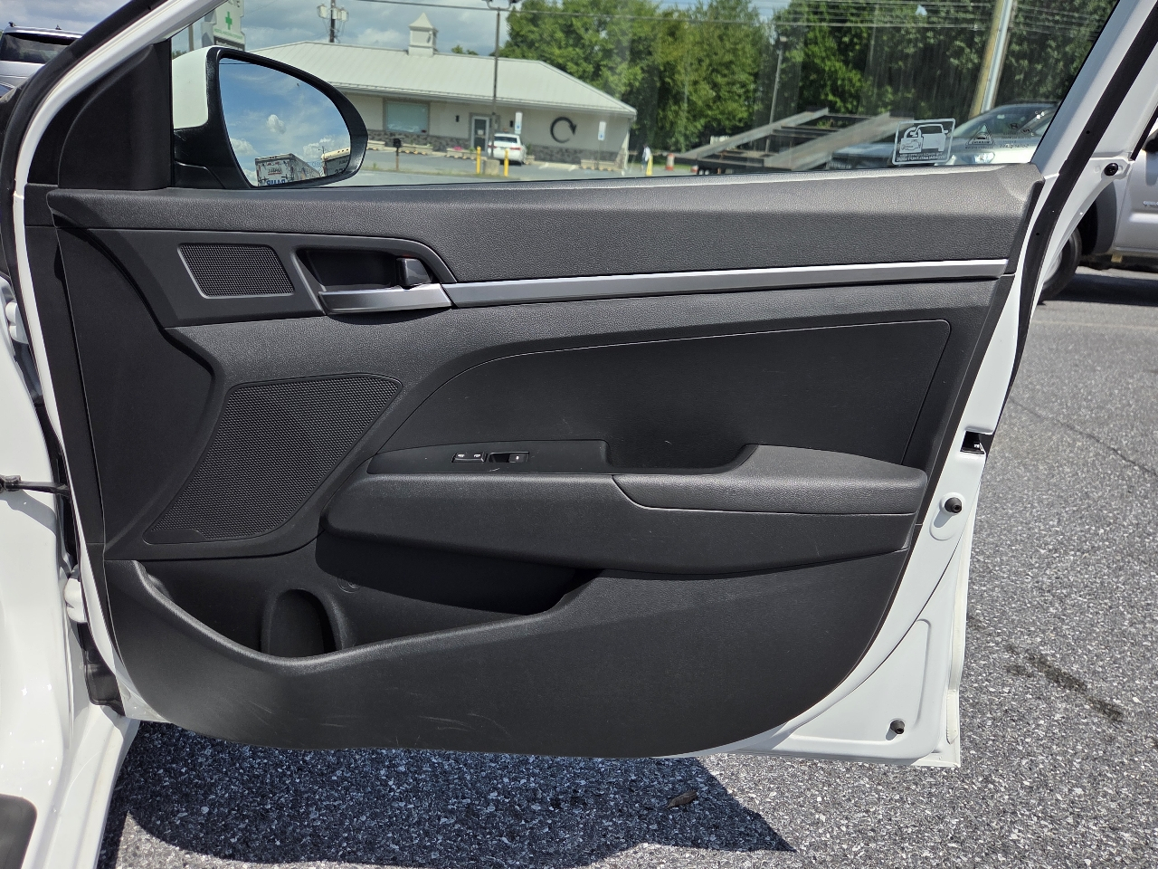 Hyundai Elantra SE 2020