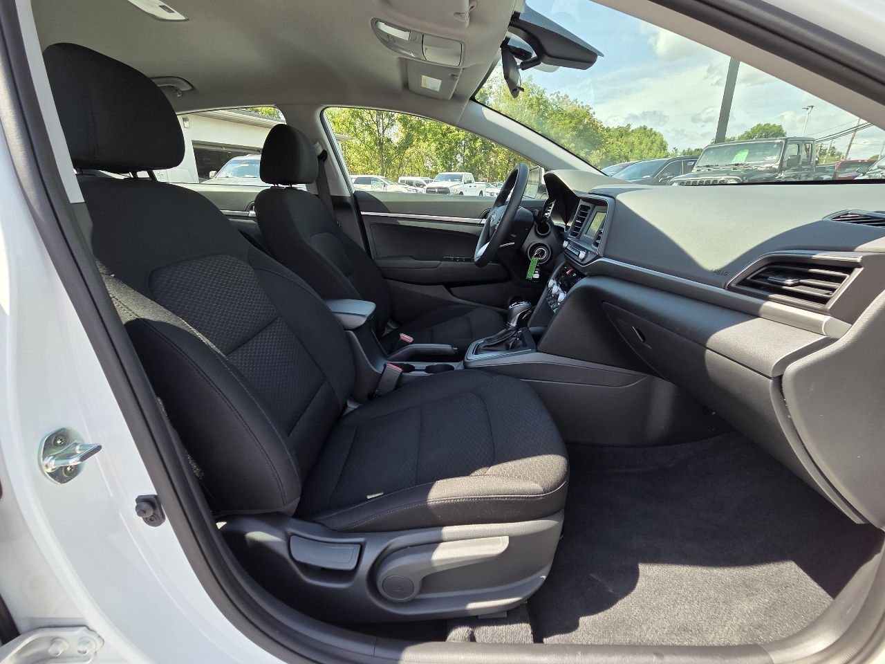 Hyundai Elantra SE 2020