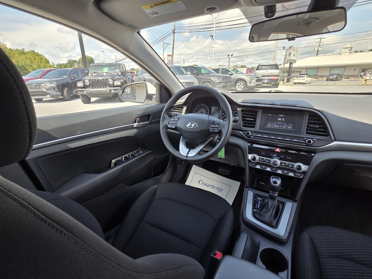 Hyundai Elantra SE 2020