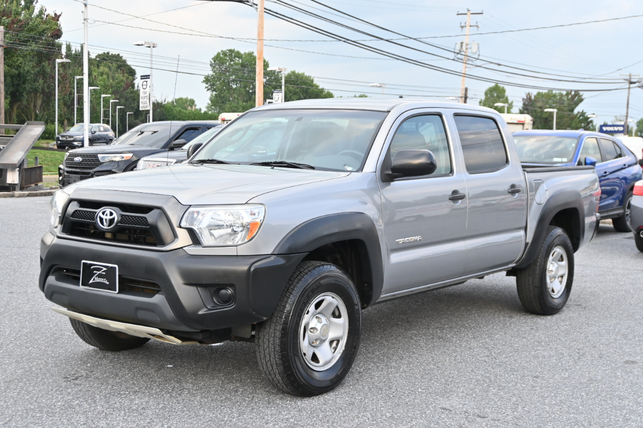 Toyota Tacoma 4WD Double Cab V6 AT (Natl) 2014