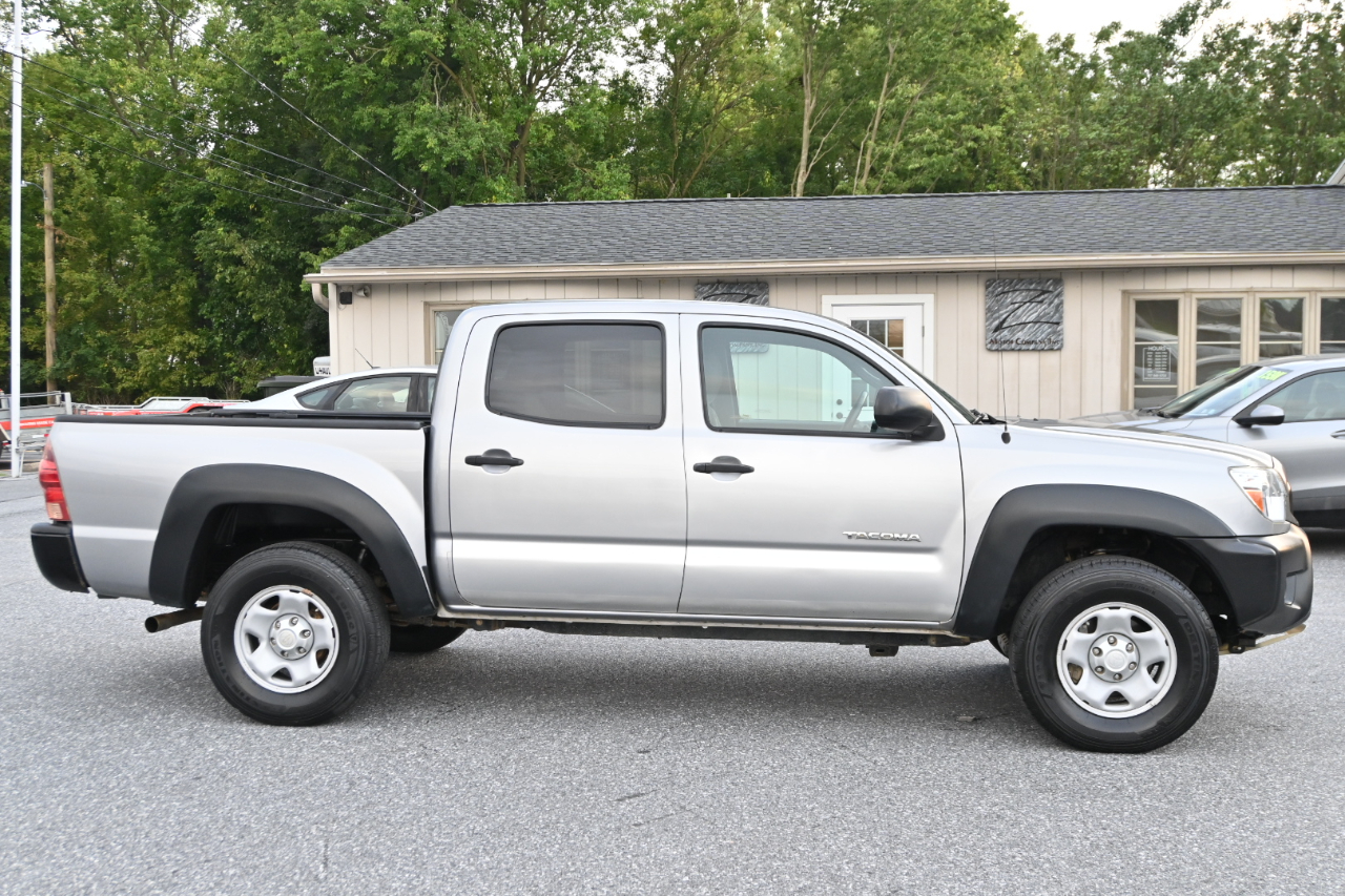 Toyota Tacoma 4WD Double Cab V6 AT (Natl) 2014