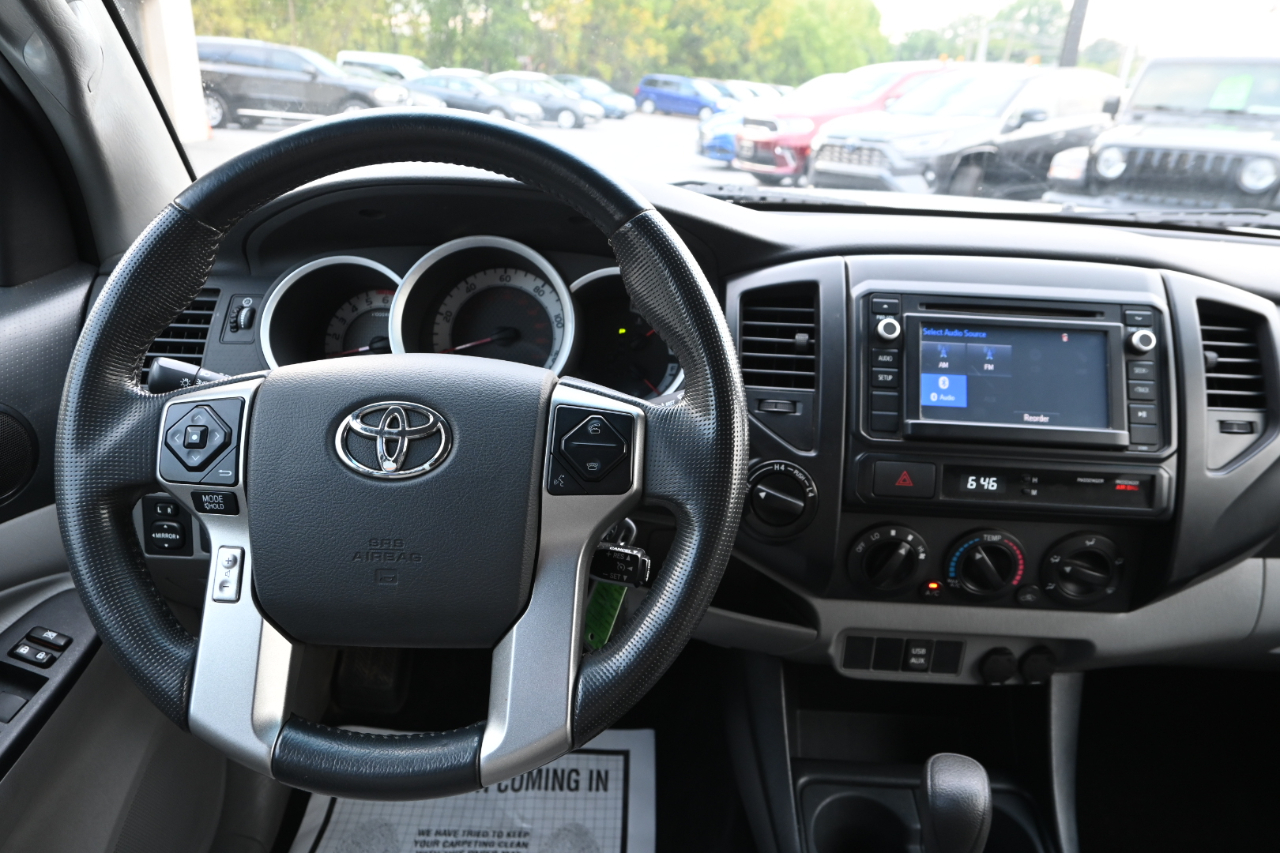 Toyota Tacoma 4WD Double Cab V6 AT (Natl) 2014