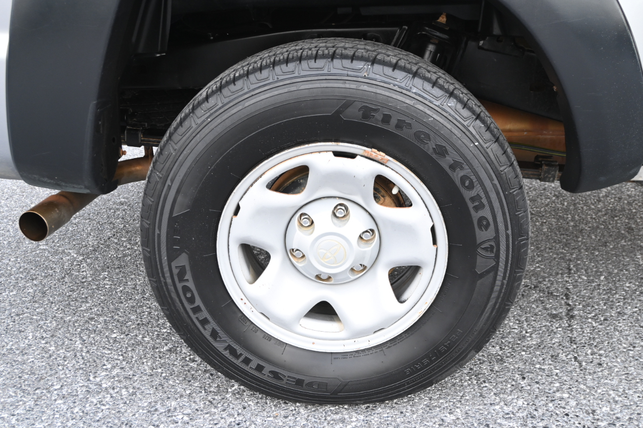 Toyota Tacoma 4WD Double Cab V6 AT (Natl) 2014