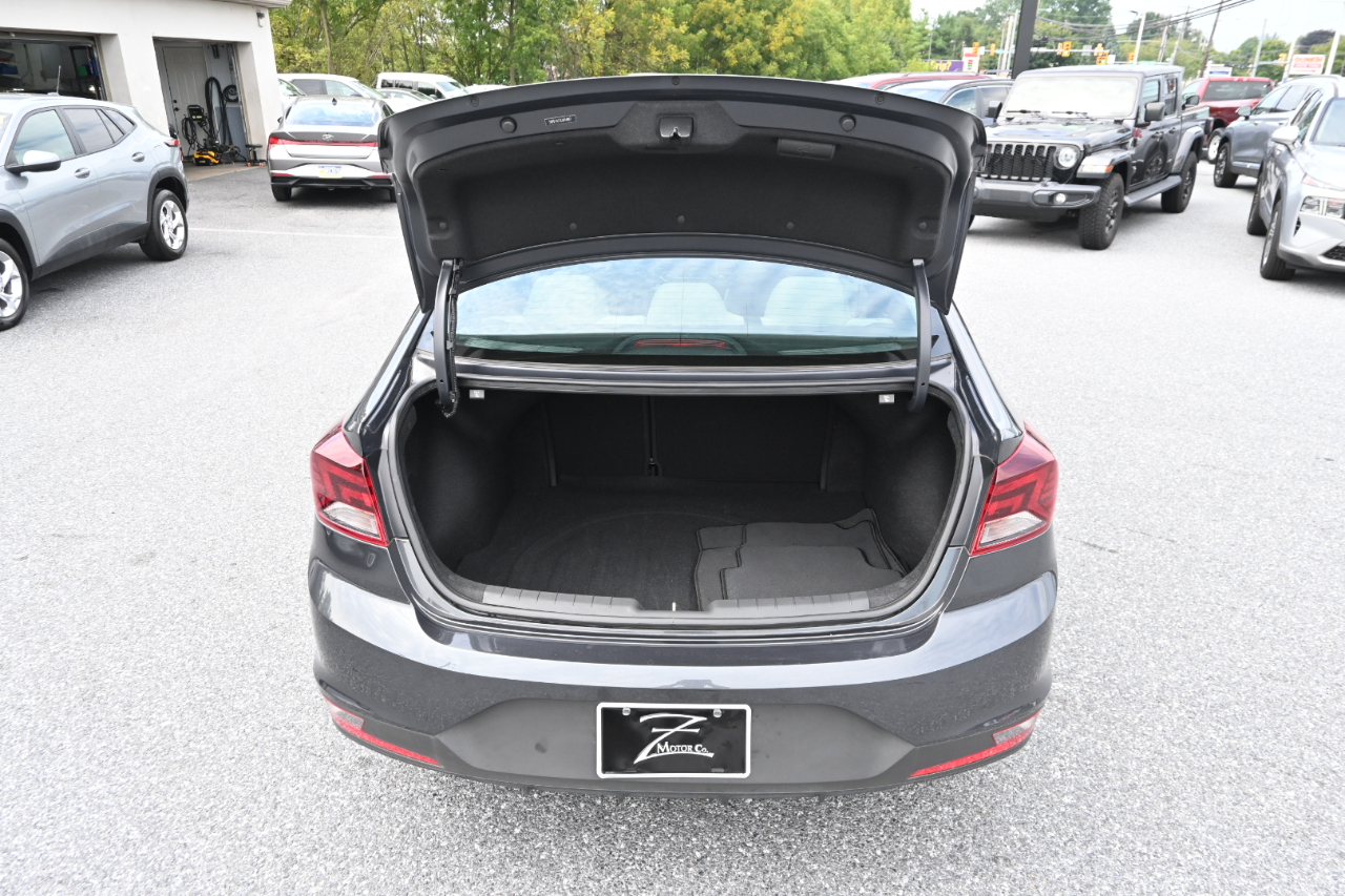 Hyundai Elantra SE IVT 2020