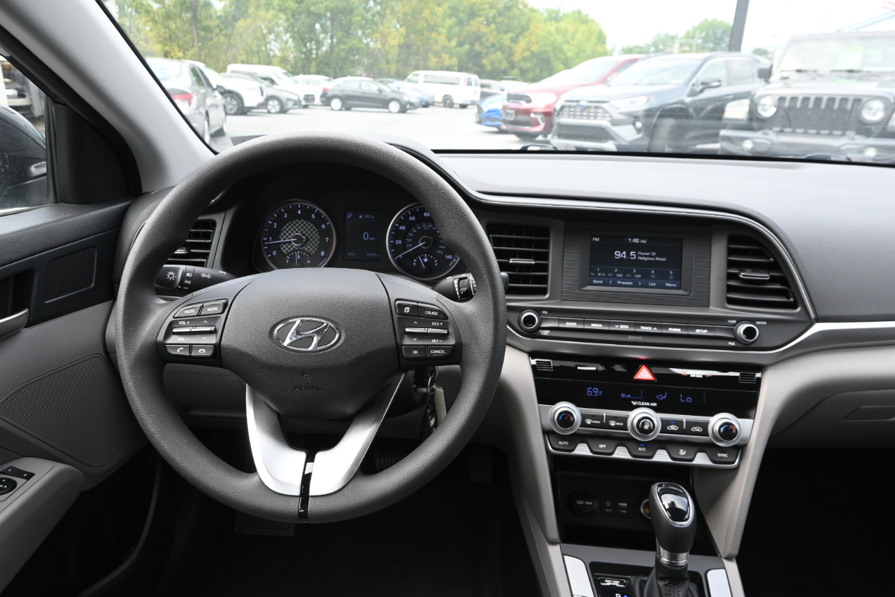Hyundai Elantra SE IVT 2020