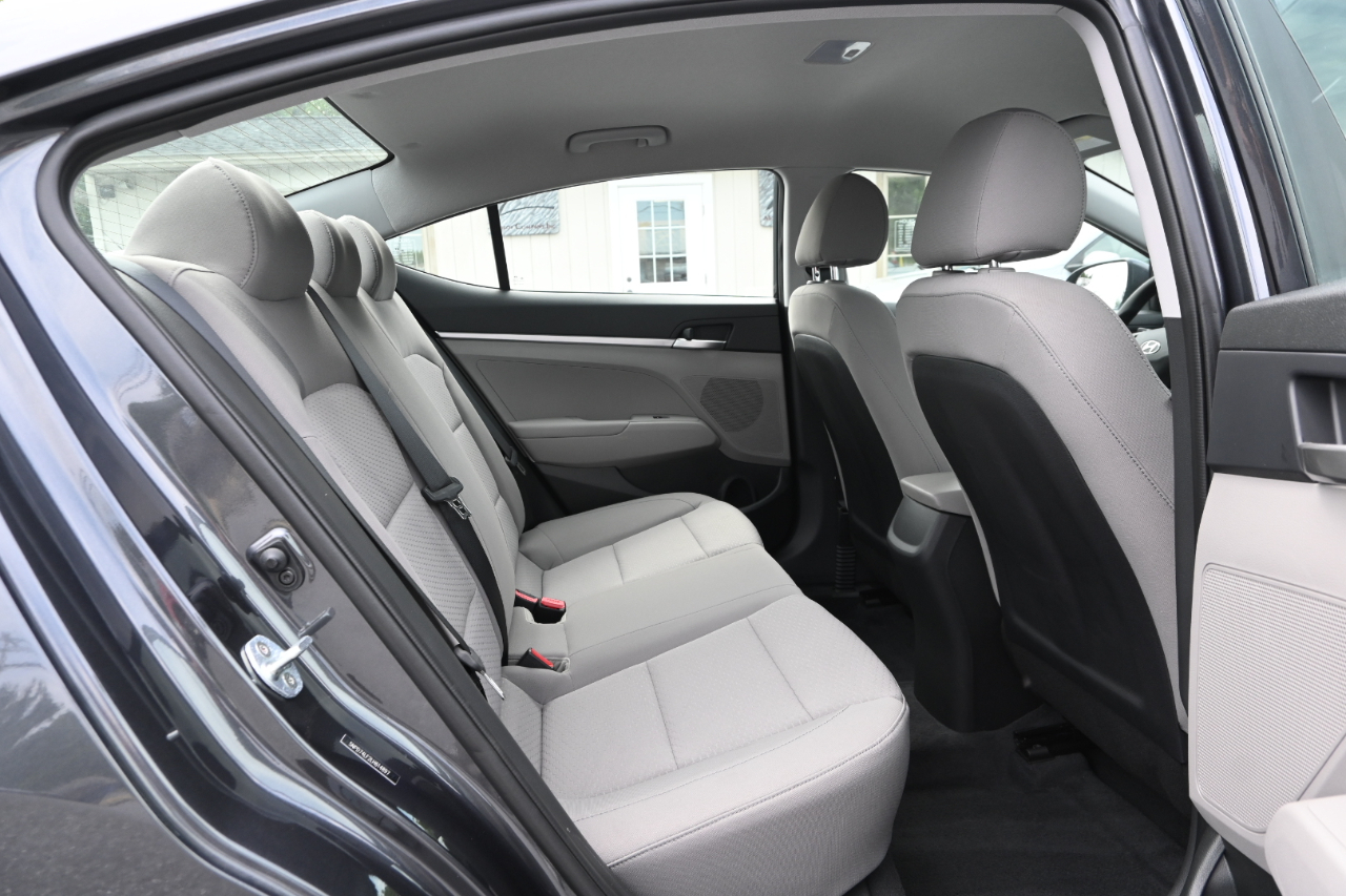 Hyundai Elantra SE IVT 2020