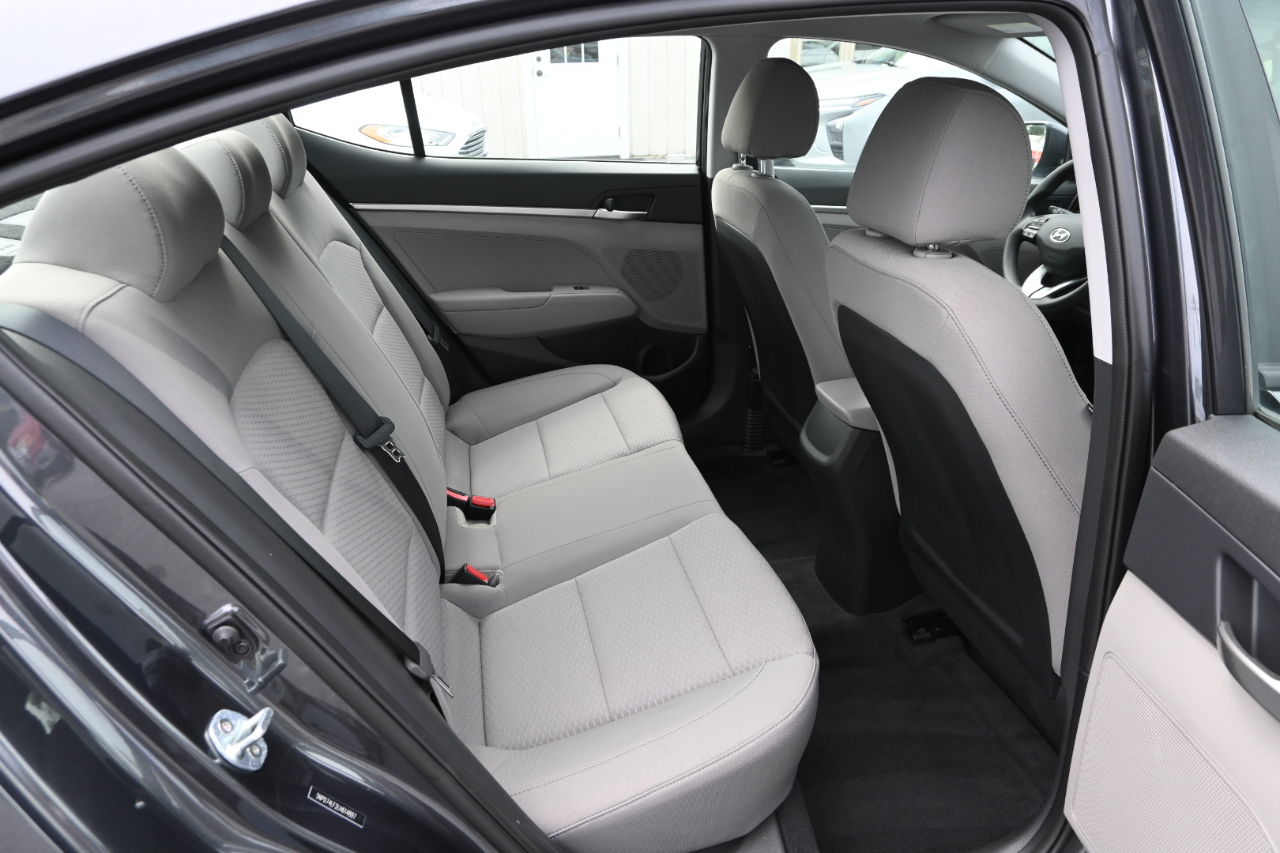 Hyundai Elantra SE IVT 2020