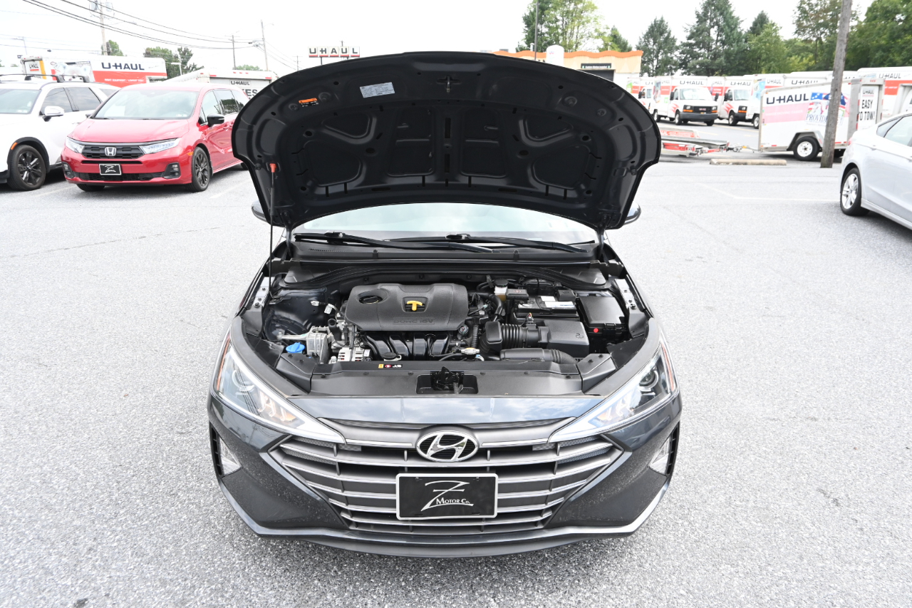 Hyundai Elantra SE IVT 2020