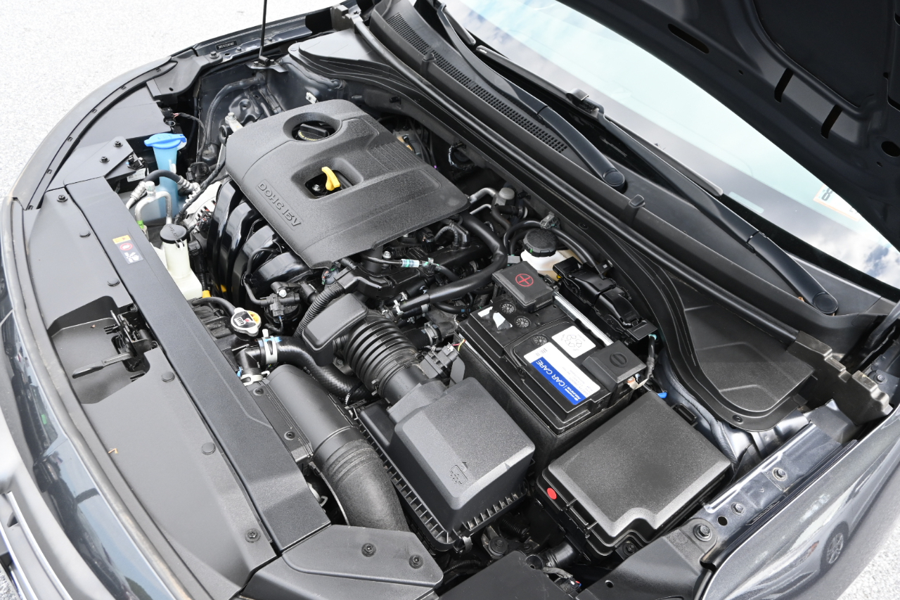 Hyundai Elantra SE IVT 2020