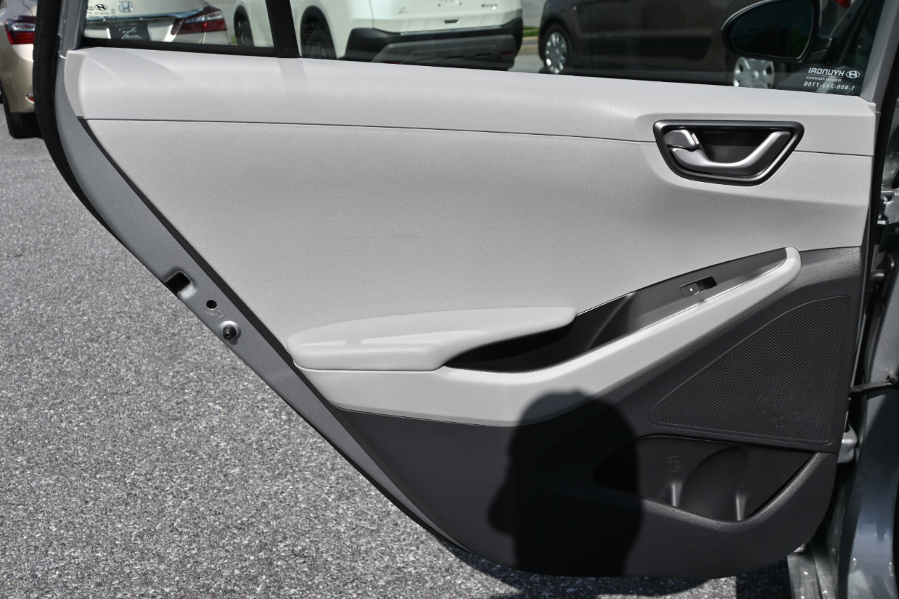 Hyundai Ioniq Hybrid Blue Hatchback 2020
