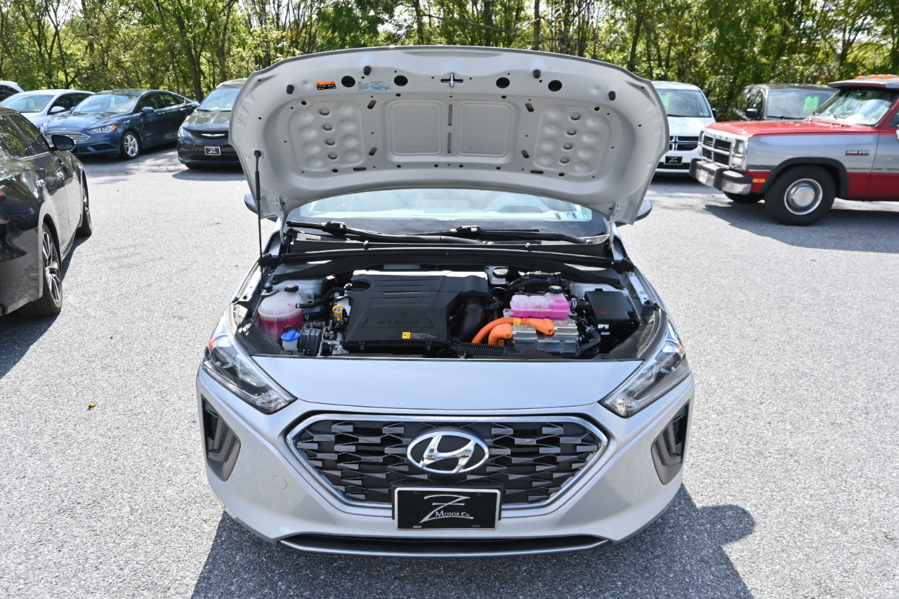 Hyundai Ioniq Hybrid Blue Hatchback 2020