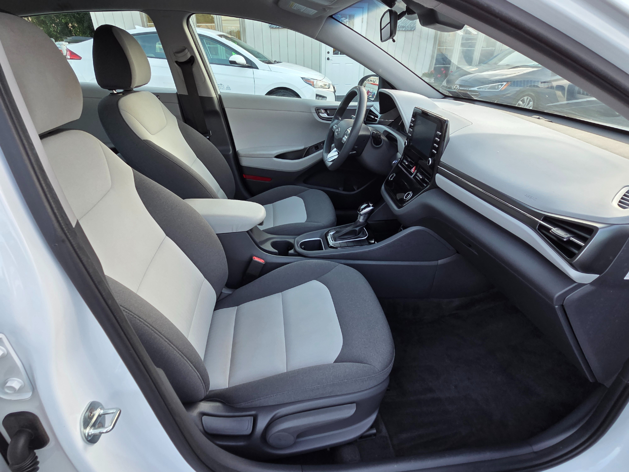 Hyundai Ioniq Hybrid Blue Hatchback 2020