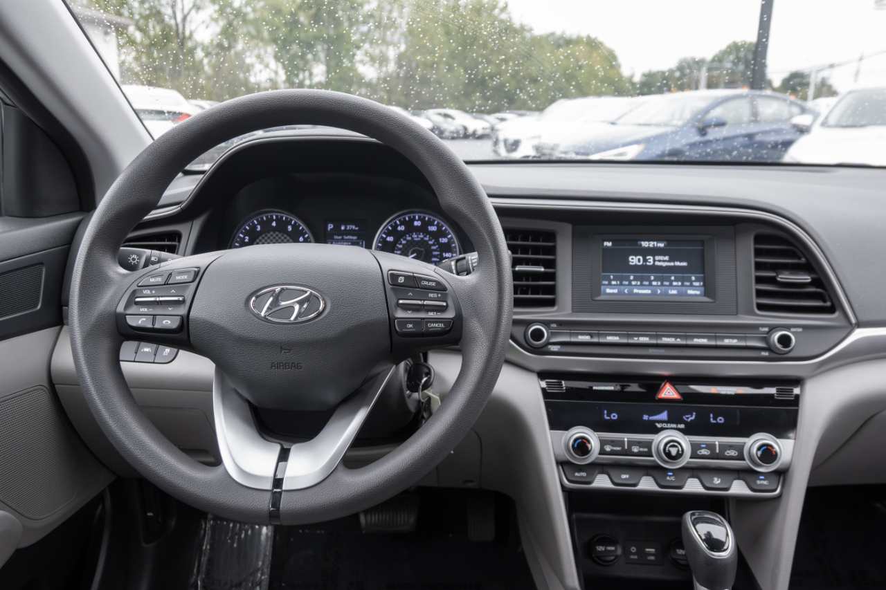 Hyundai Elantra SE 2020