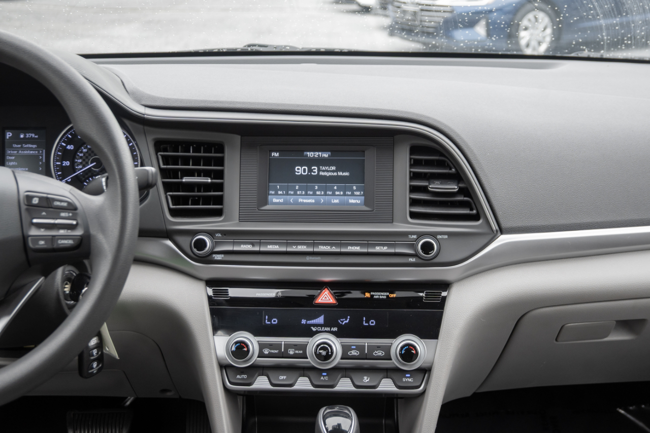 Hyundai Elantra SE 2020