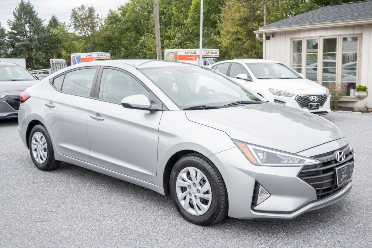 Hyundai Elantra SE 2020