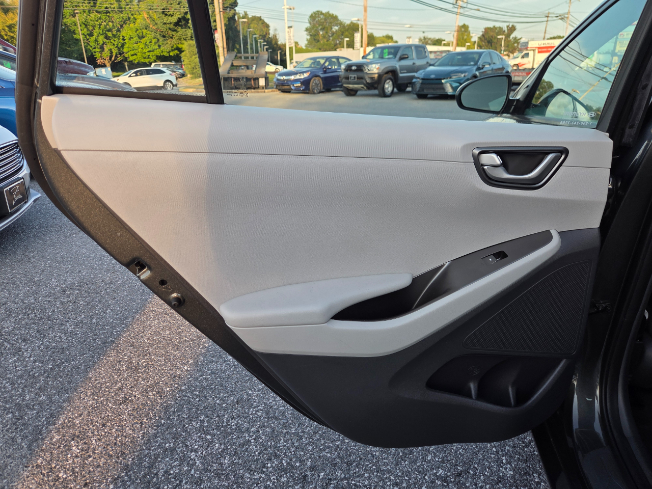 Hyundai Ioniq Hybrid Blue Hatchback 2020