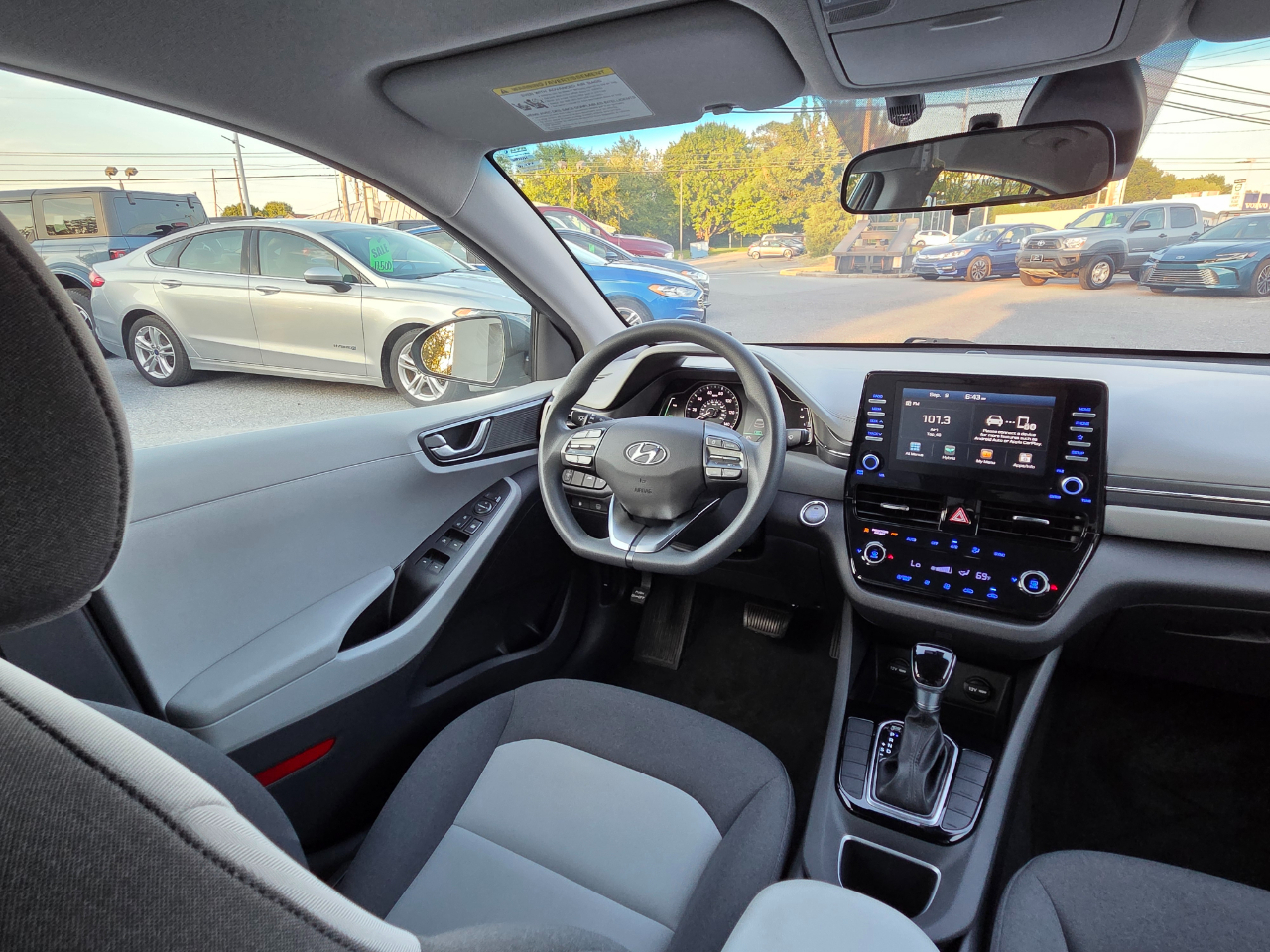 Hyundai Ioniq Hybrid Blue Hatchback 2020