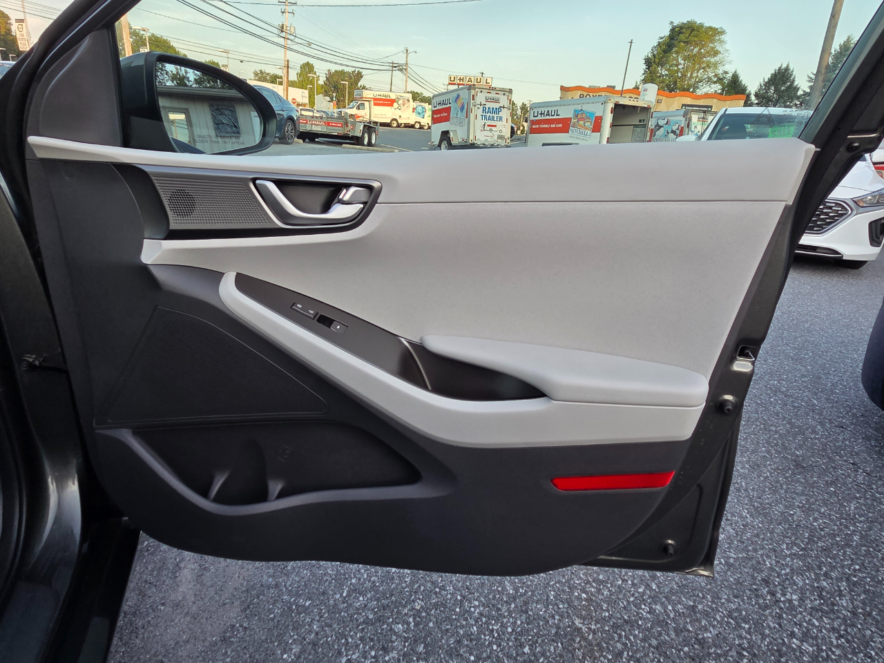 Hyundai Ioniq Hybrid Blue Hatchback 2020