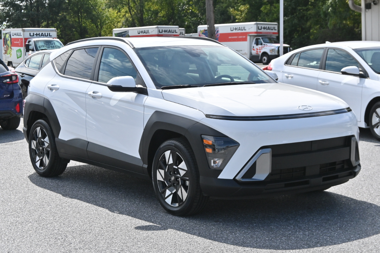 Hyundai Kona SEL FWD 2025