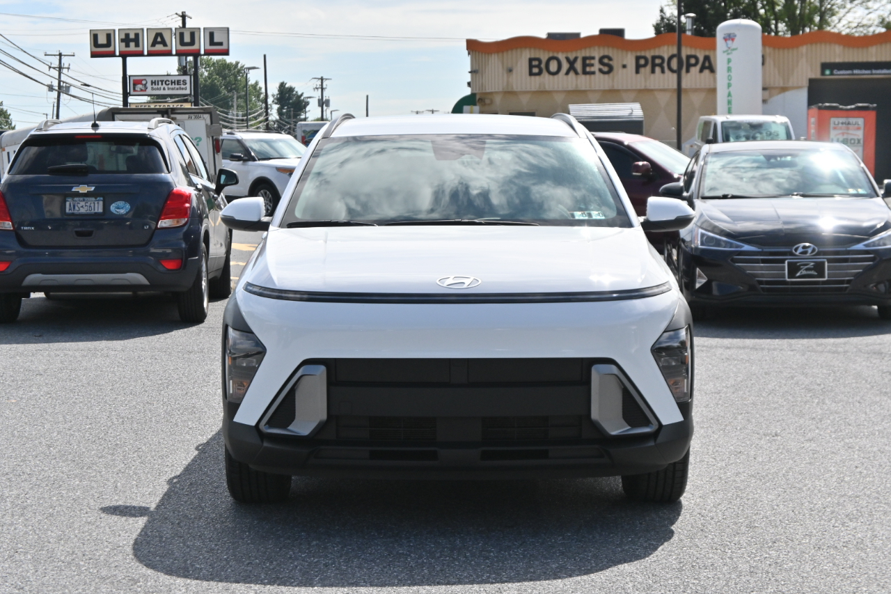 Hyundai Kona SEL FWD 2025
