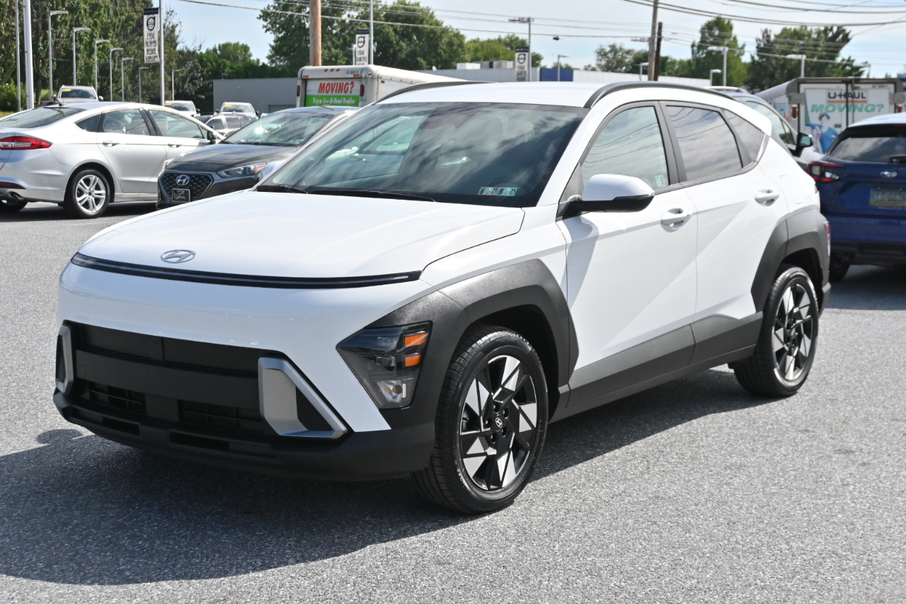 Hyundai Kona SEL FWD 2025