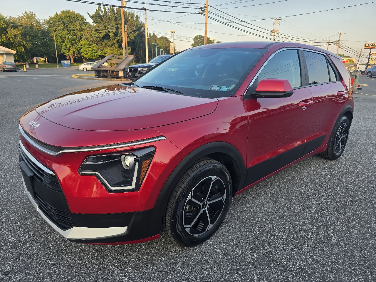 Kia Niro LX FWD 2025