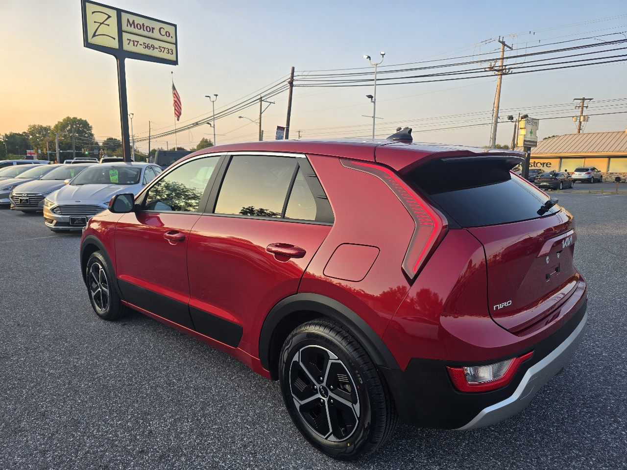 Kia Niro LX FWD 2025