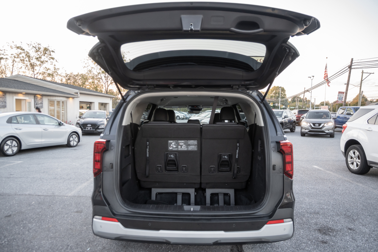 Kia Carnival LXS FWD 2025