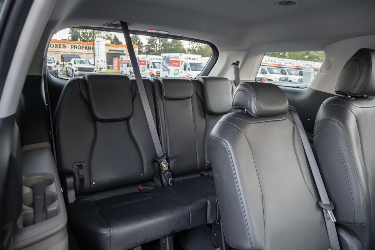Kia Carnival LXS FWD 2025