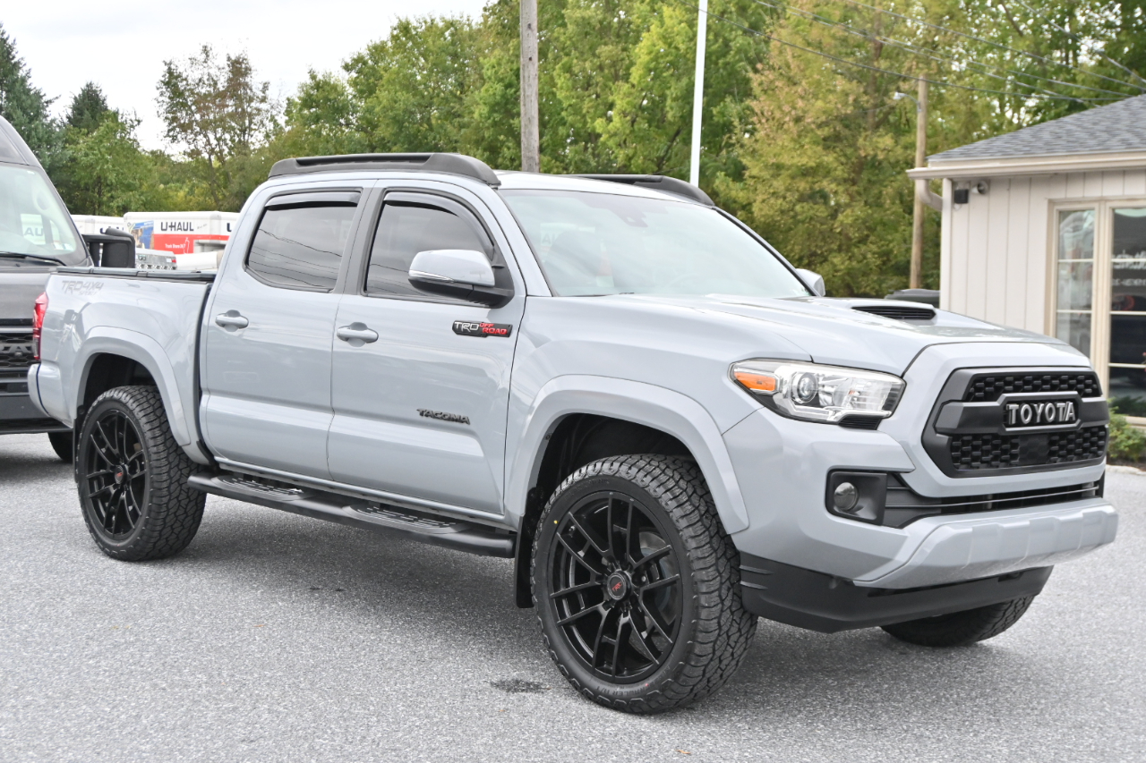 Toyota Tacoma  2018