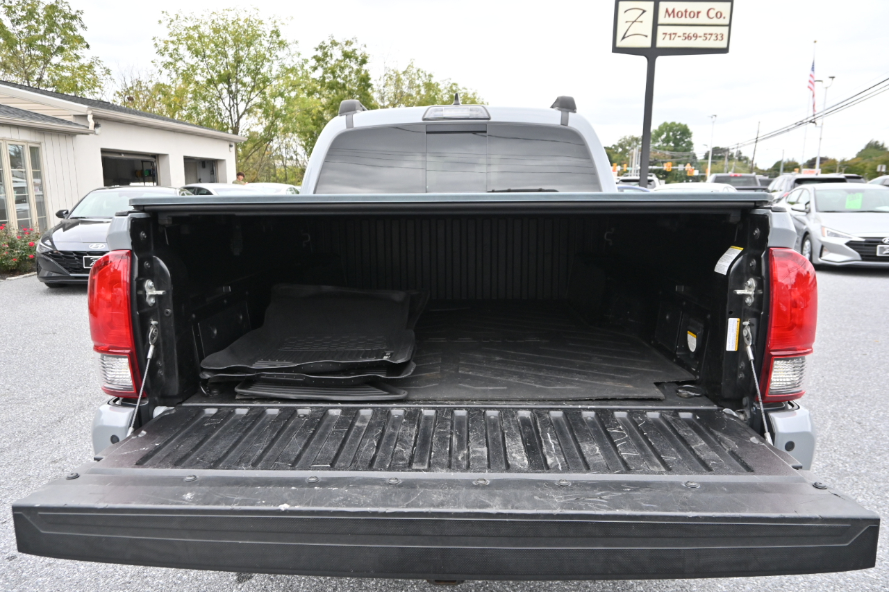 Toyota Tacoma  2018