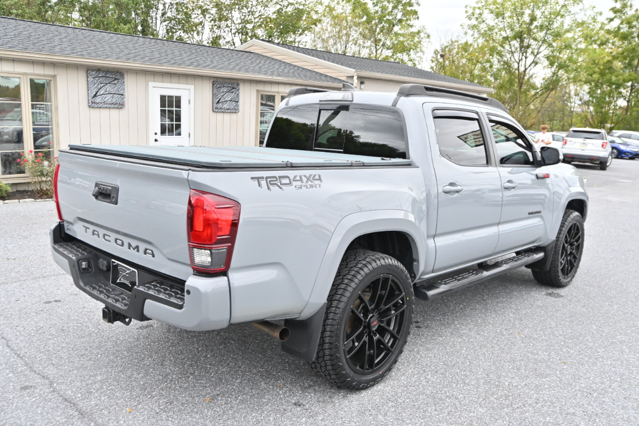 Toyota Tacoma  2018