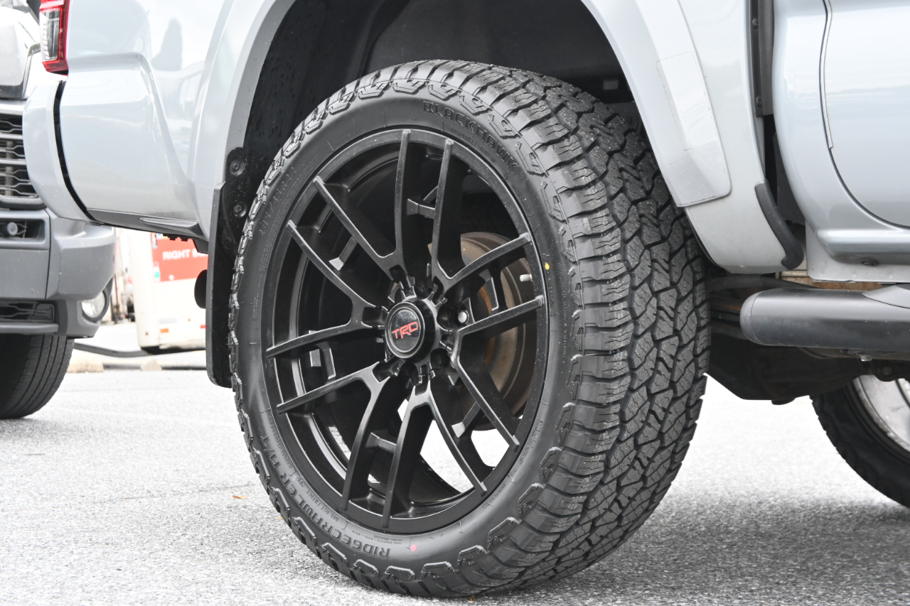Toyota Tacoma  2018